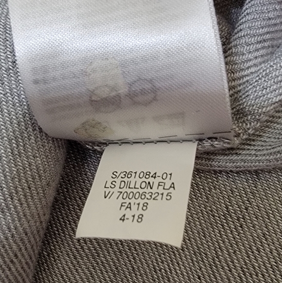 Banana Republic Dillon Classic Fit Long Sleeve Button Down Shirt - Picture 12 of 12